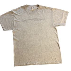 “Fully Known | Deeply Loved” Heather Gray‎ Christian T-Shirt Sz Large